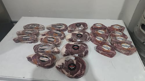 Reseña con foto de un cliente sobre New York Steak Dry Aged
