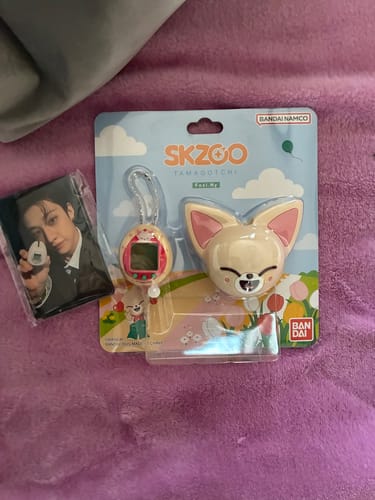 Customer photo review of [3RD PRE-ORDER] STRAY KIDS - SKZOO X DAMAGOTCHI OFFICIAL MD TAMAGOTCHI & CASE SET