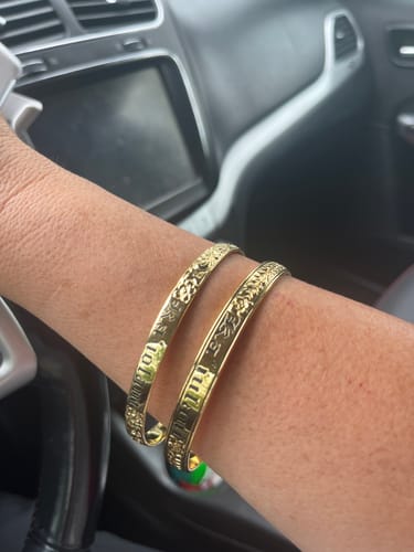 Customer photo review of 8mm Kamea Heirloom Enamel Border Bangle