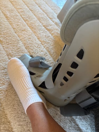 Customer photo review of Ankelstödstrumpor