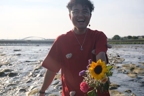 Customer photo review of STICKY ZOO® BEAR T-SHIRT