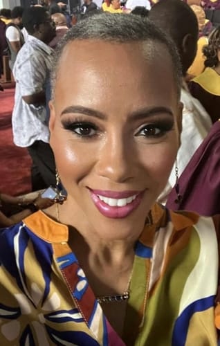 Customer photo review of Custom Blend Foundation