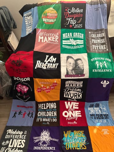 Customer photo review of Classic T-Shirt Blanket