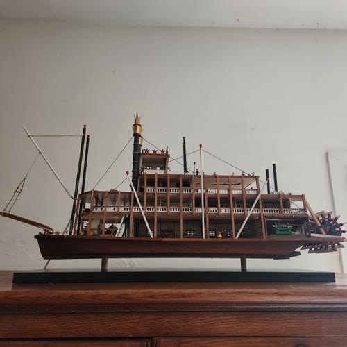 Reseña con foto de un cliente sobre Maqueta Barco Mississippi