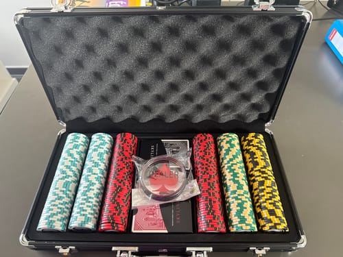 Customer photo review of Poker Set Monte Carlo Cash Game 300
