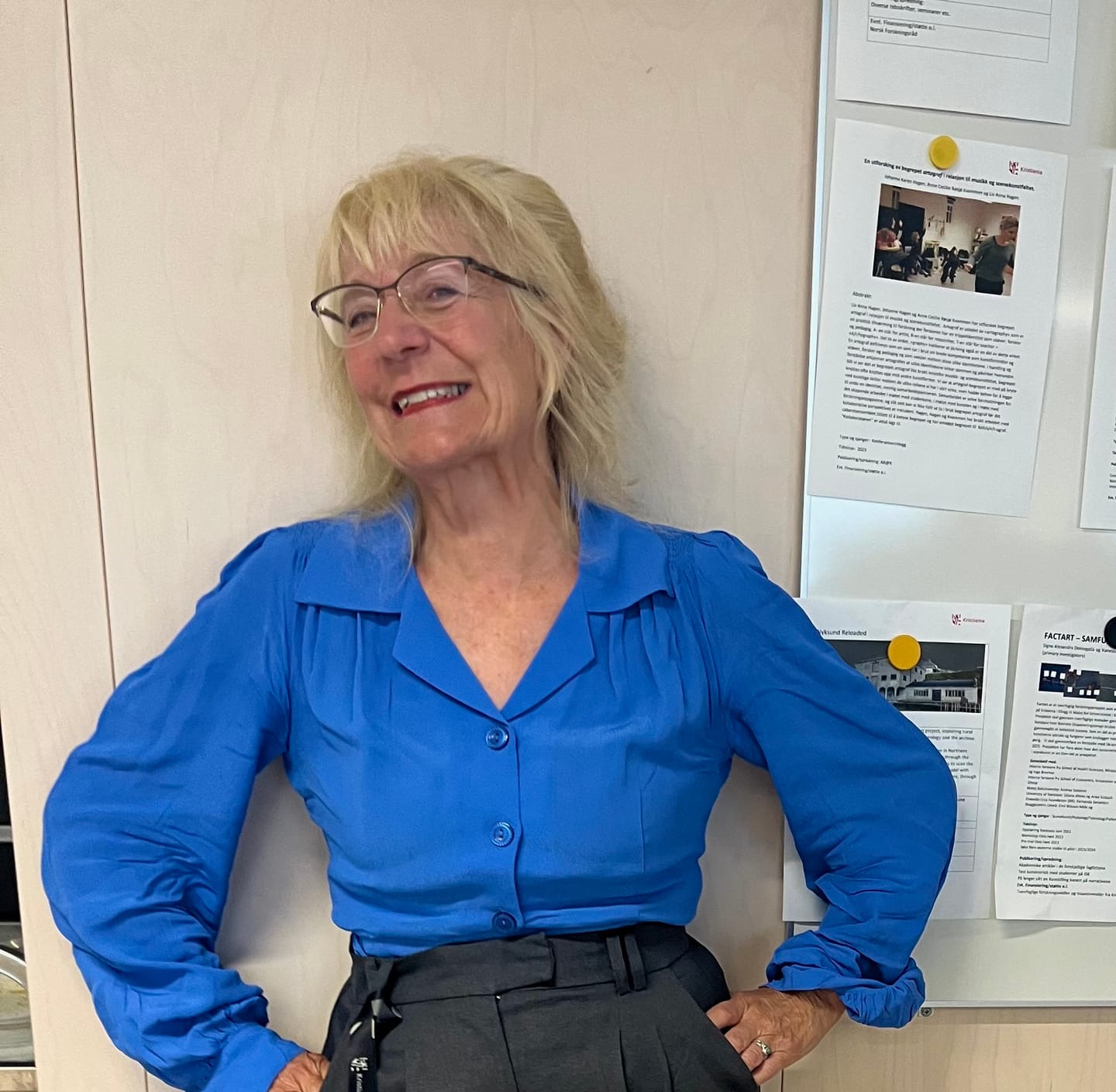 Customer photo review of Poppy vintage stils skjortebluse i Palace Blue
