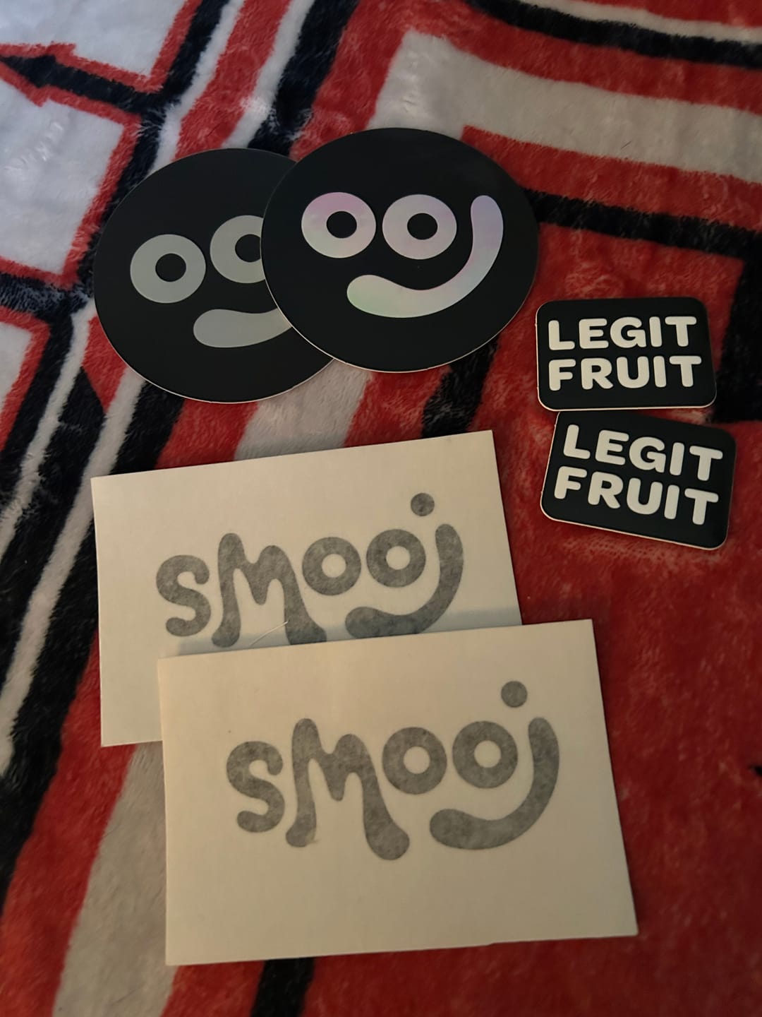 Customer photo review of Smooj Sticker Trio