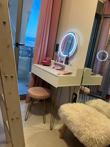 Customer photo review of Τραπέζι Μπουντουάρ Μακιγιάζ Tουαλέτας Με Σκαμπό Κρεβατοκάμαρας Καθρέφτης Αφής Ρυθμιζόμενης Φωτεινότητας με πρίζες USB RV-T019W01