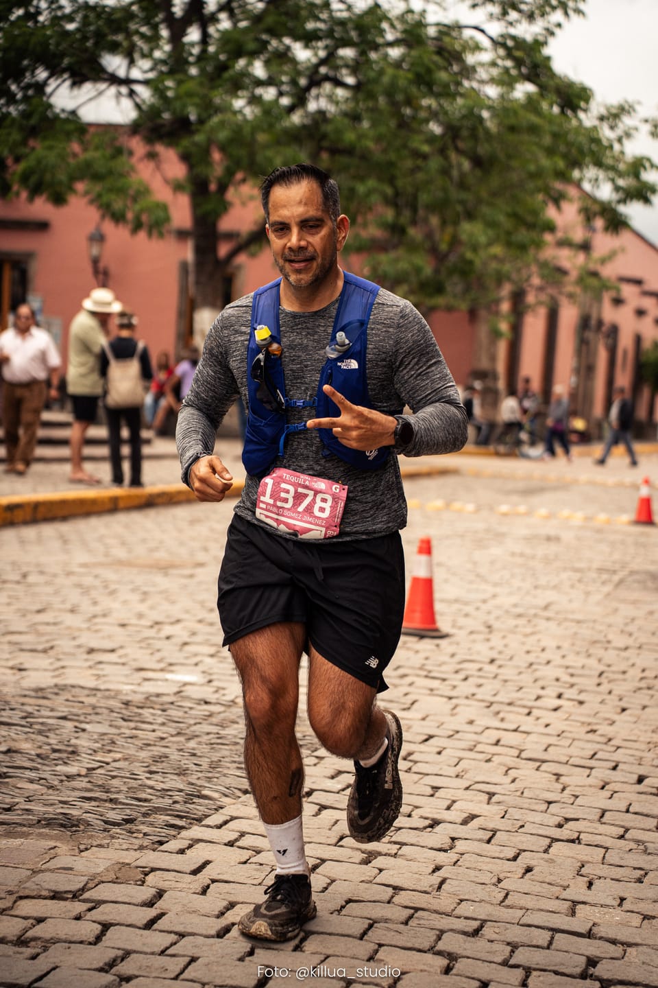 Customer photo review of Erix Blancas Cortas