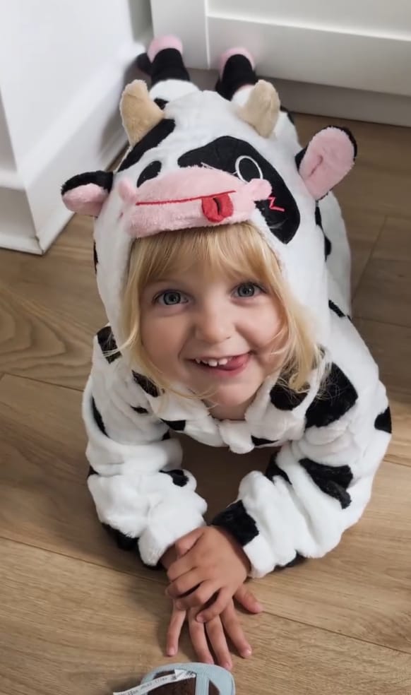 Customer photo review of OLAOLA Baby Cow Pajamas Cattle Animal Onesie Toddler Romper Plush Dress Up Infant Outfits Sleepwear Party
