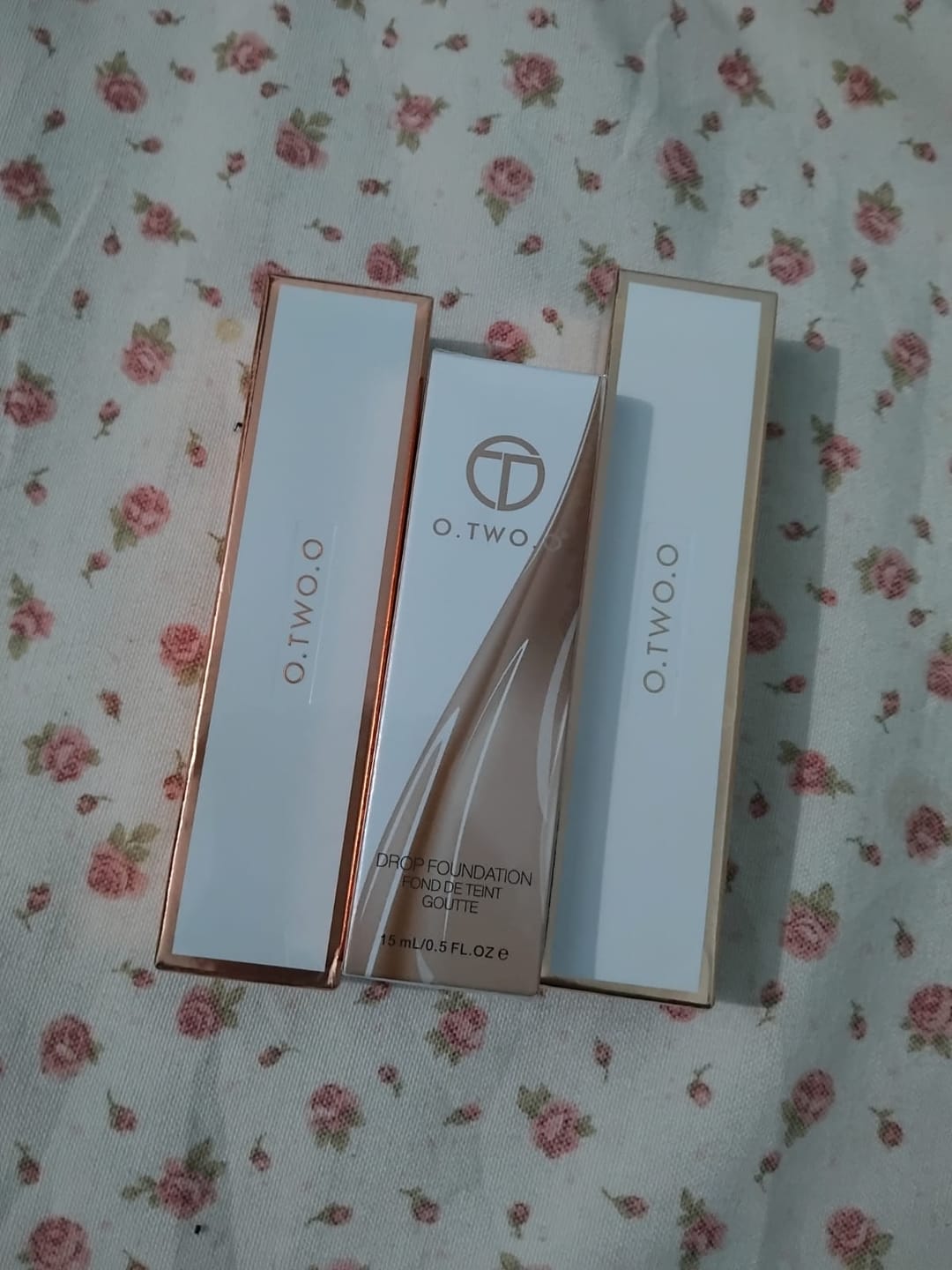 Customer photo review of O.TWO.O LIQUID DROP FOUNDATION