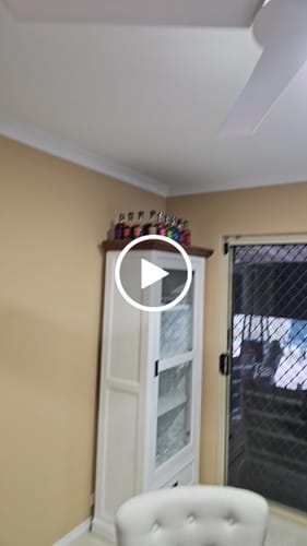 Customer video review of Sour Puss Tropical Smash 700ml