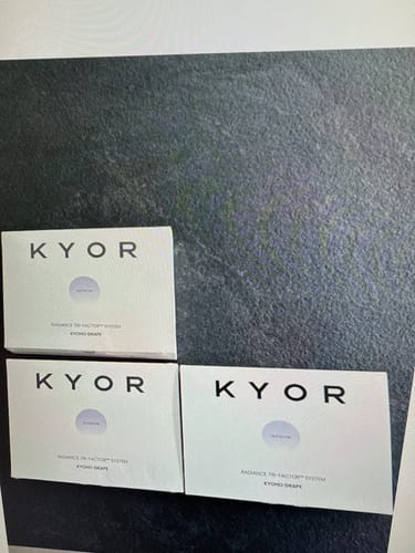 Customer photo review of OUTGLOW - Radiance Tri-Factor™ Jelly