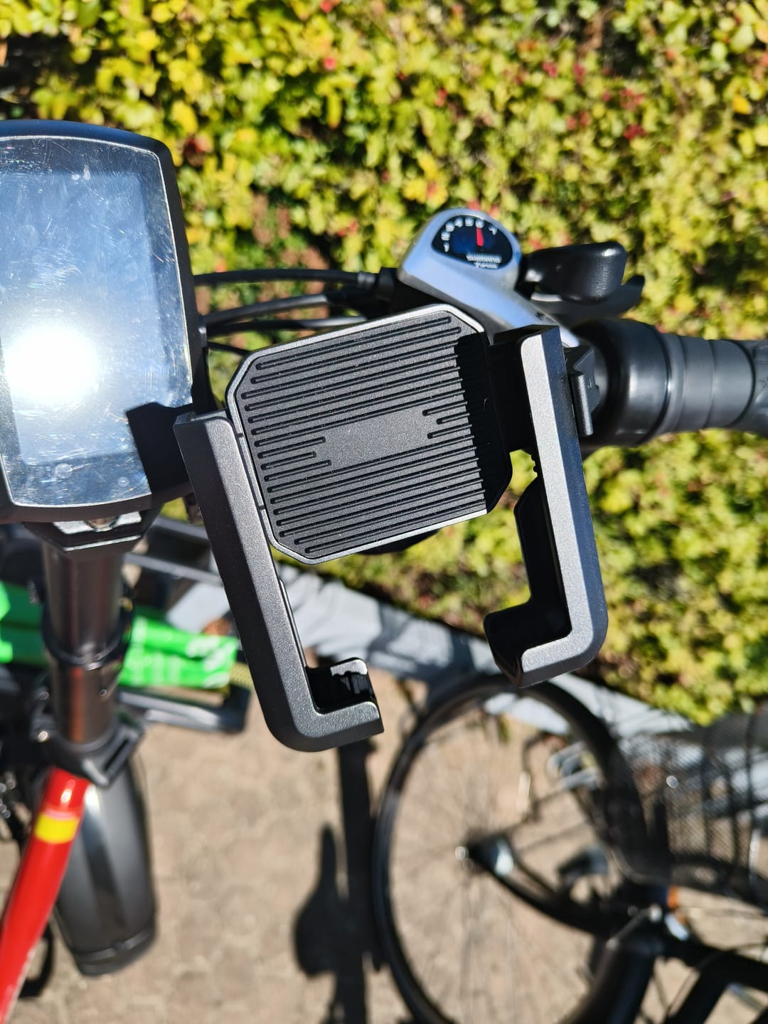 Customer photo review of Rotatable Phone Mount for Bike