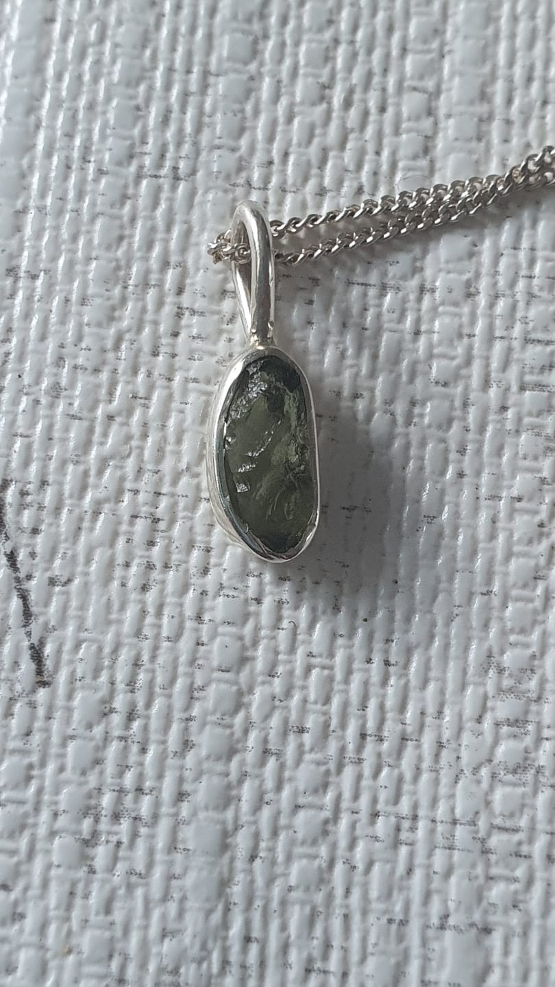 Customer photo review of Moldavite - Mini necklace pendant