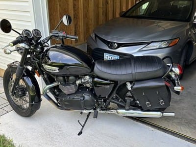 Customer photo review of Triumph Bonneville T100 T120 Left Side Solo Bag - TL01