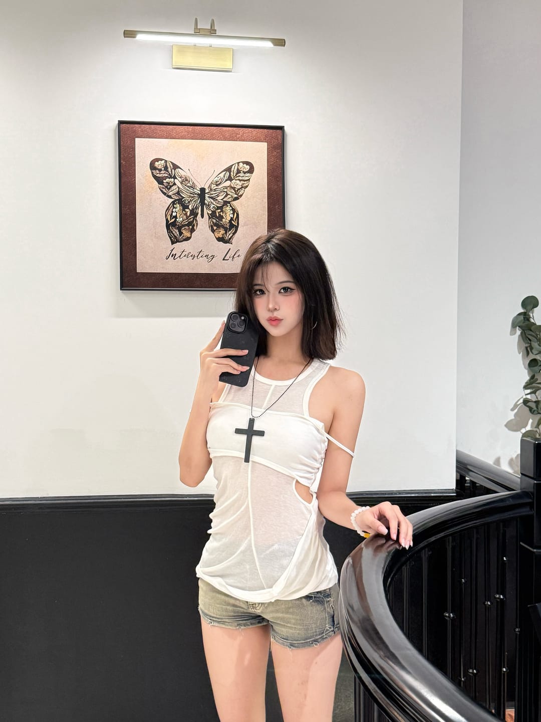 Customer photo review of WARDEN EDGE Cutout Layered Tank Top with Asymmetric Hem