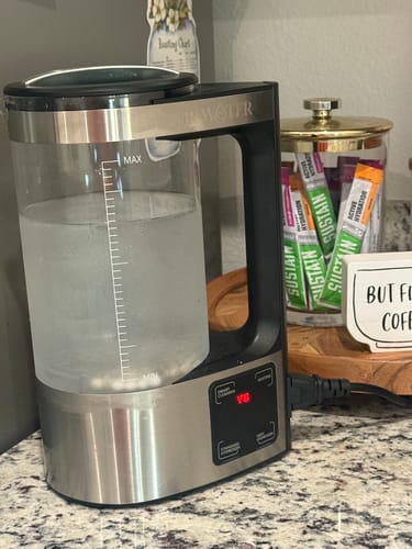 Customer photo review of HydroPitcher 68oz – Glass Hydrogen Pitcher with Chlorine Removal