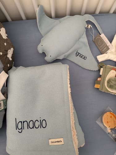Customer photo review of Pack Peluche Sensorial Invierno Mantarraya Maya