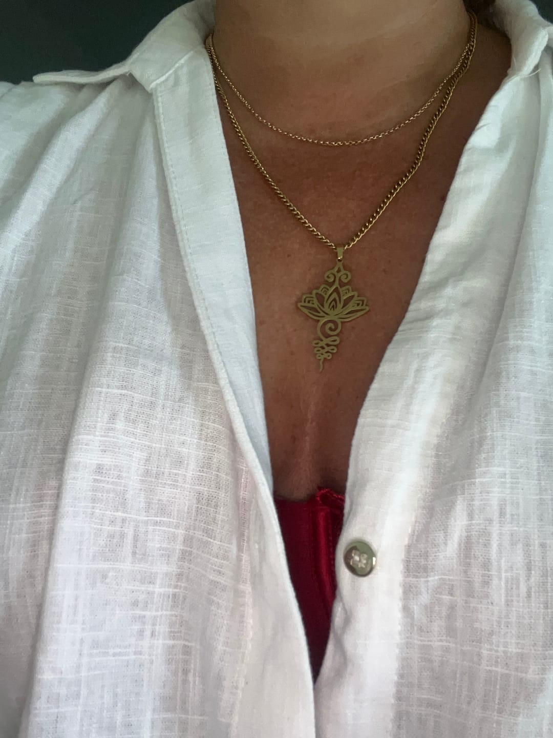 Customer photo review of Pendentif "Lotus Unalome"