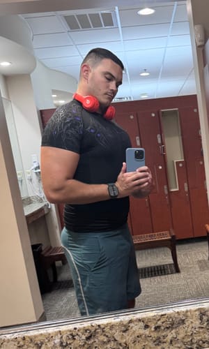 Customer photo review of Void Tech™ Dark Matter Compression [DUSK]