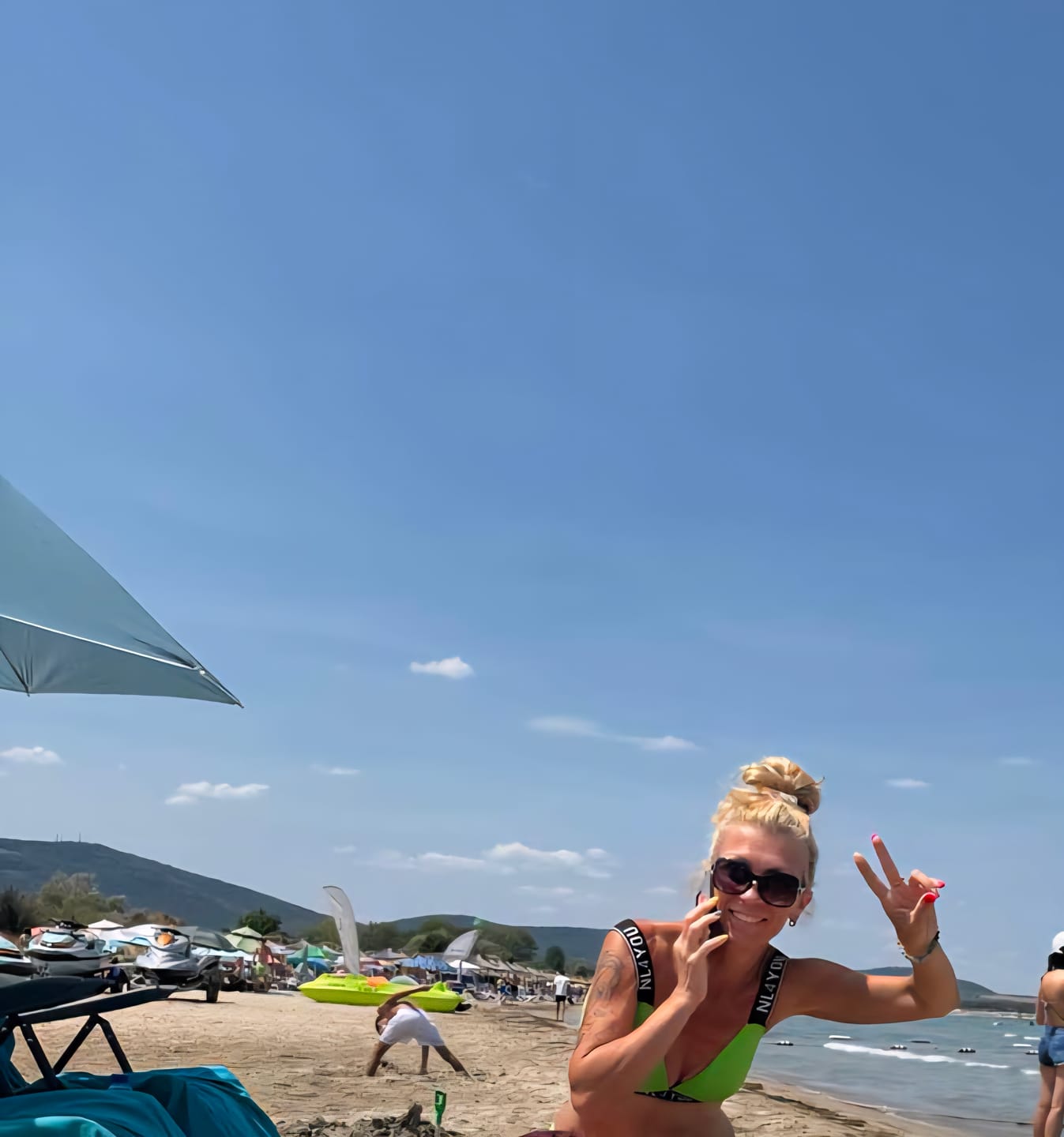 Customer photo review of Seniora Neon Green - Горна част бански