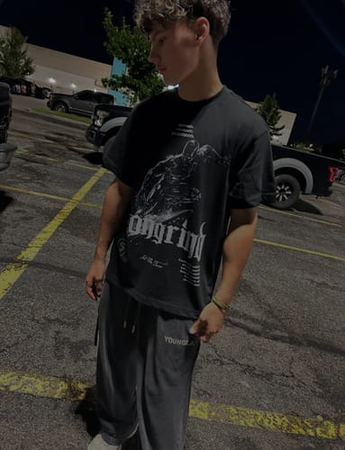 Customer photo review of [Limited Edition] 'Silver Surfer' Box T-Shirt