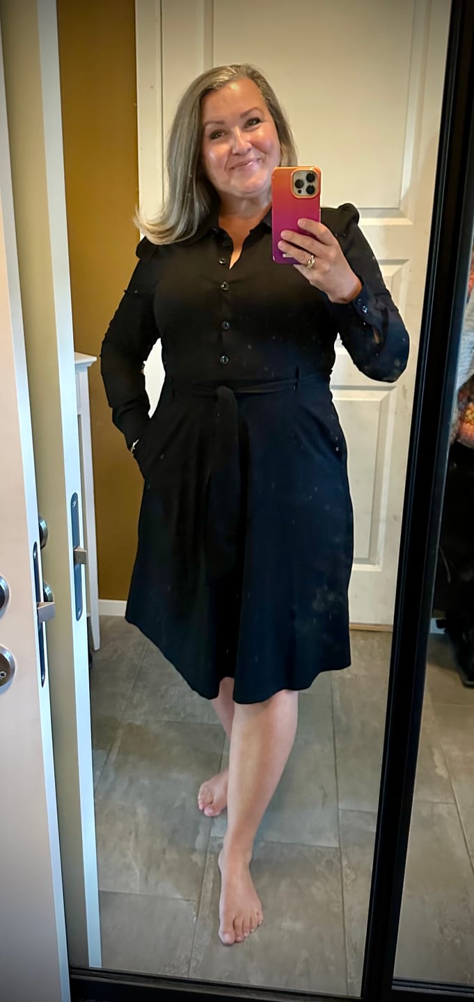 Customer photo review of Sheeva Viskose Classic kjole - svart