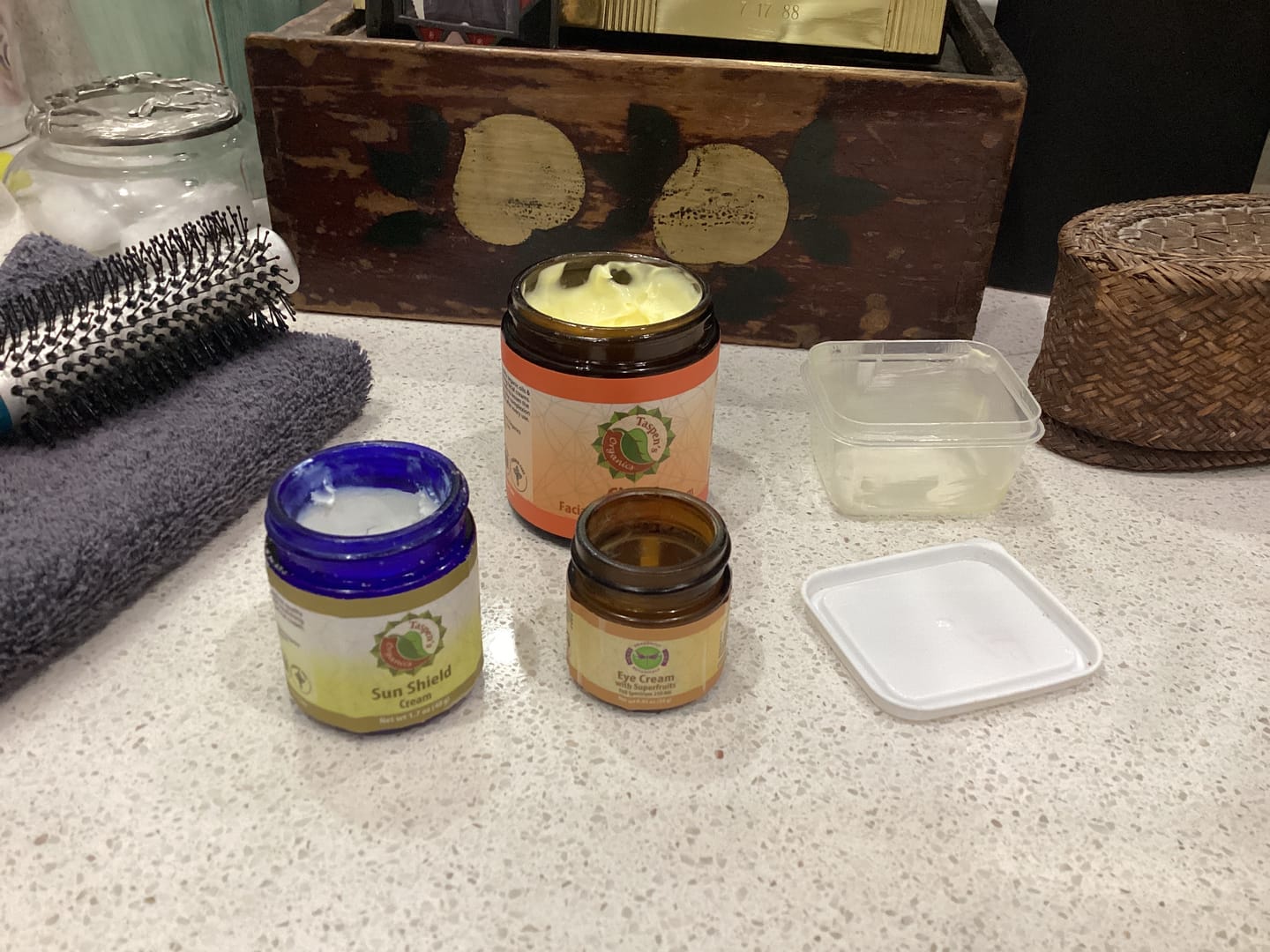 Customer photo review of Facial Moisturizing Cream