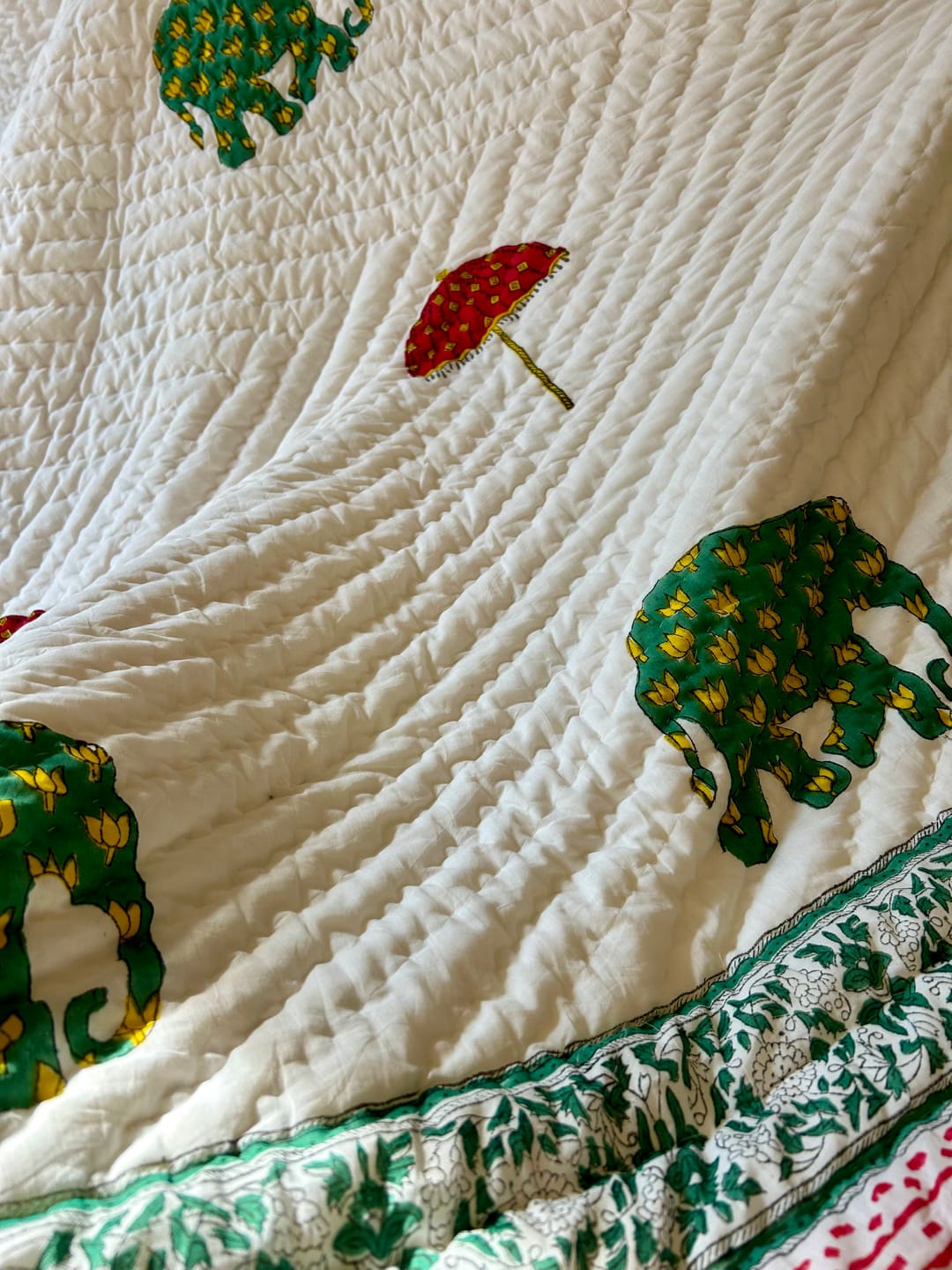 Customer photo review of Haathi Umbrella Muslin Razai
