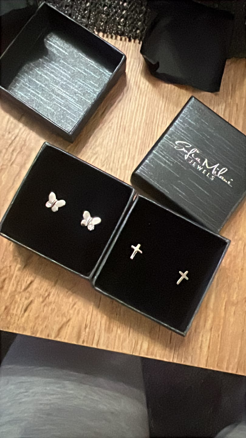 Customer photo review of Kreuz Ohrstecker in 925 Silber
