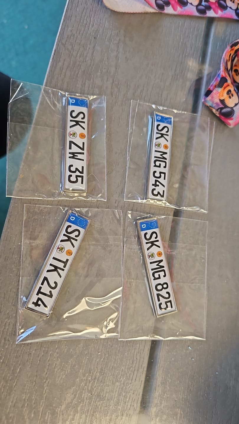 Customer photo review of Kühlschrankmagnet aus Metall - Kennzeichen Deutschland - individuell personalisierbar