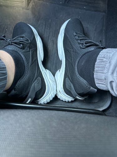 Customer photo review of ELEVATESHOES LIMITLESS