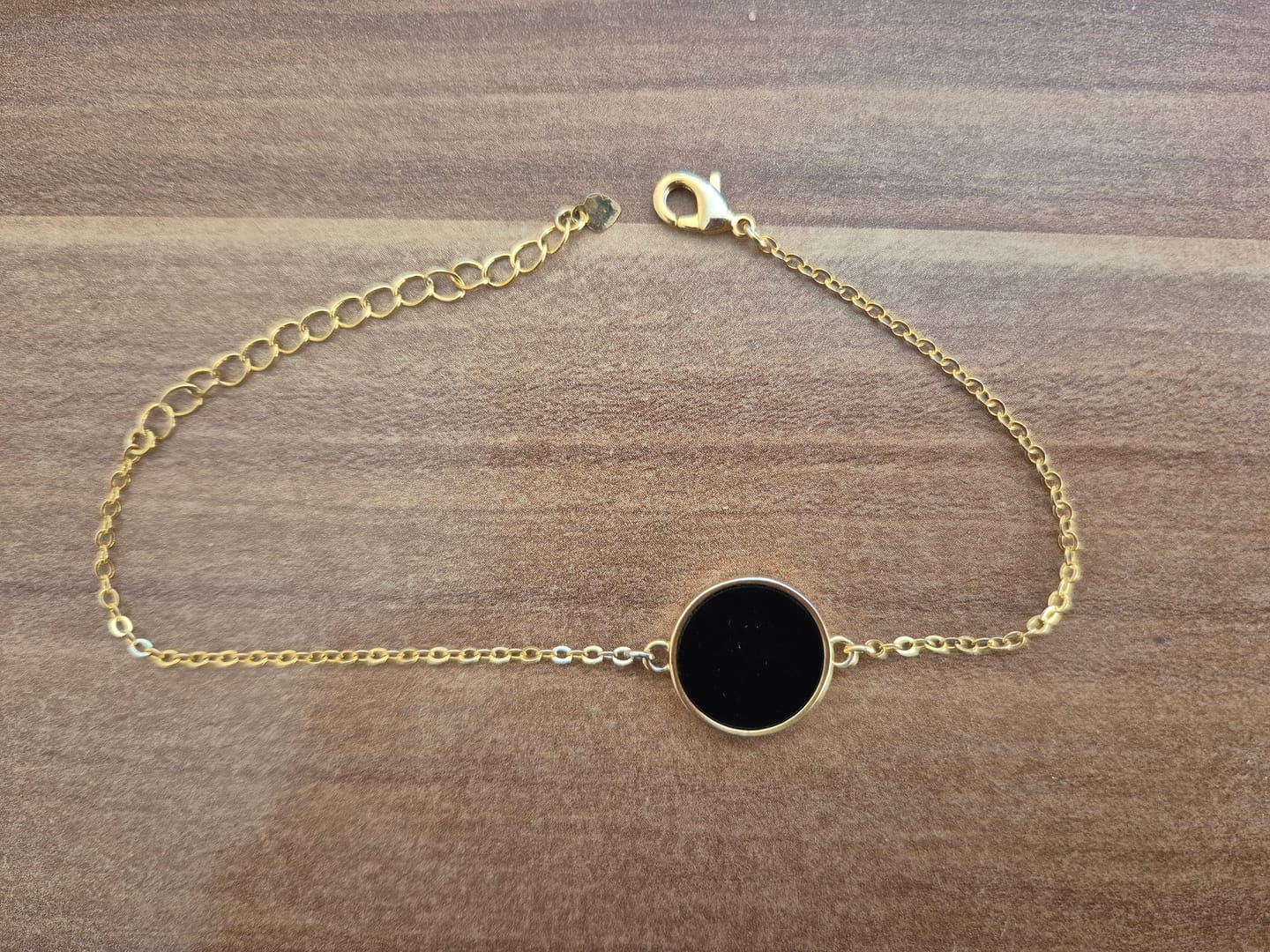 Customer photo review of Obsidian Armband - Kreismedallion