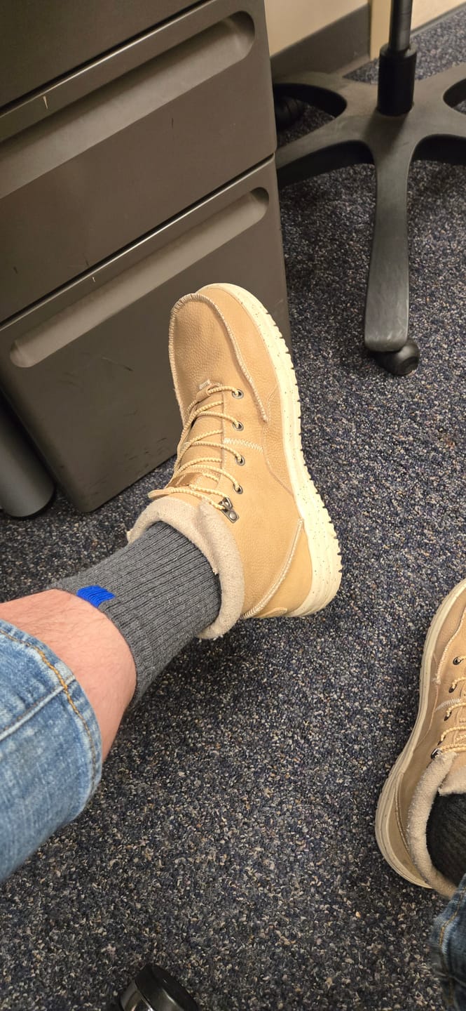 Customer photo review of Bluepacca Alpaca Socks Set
