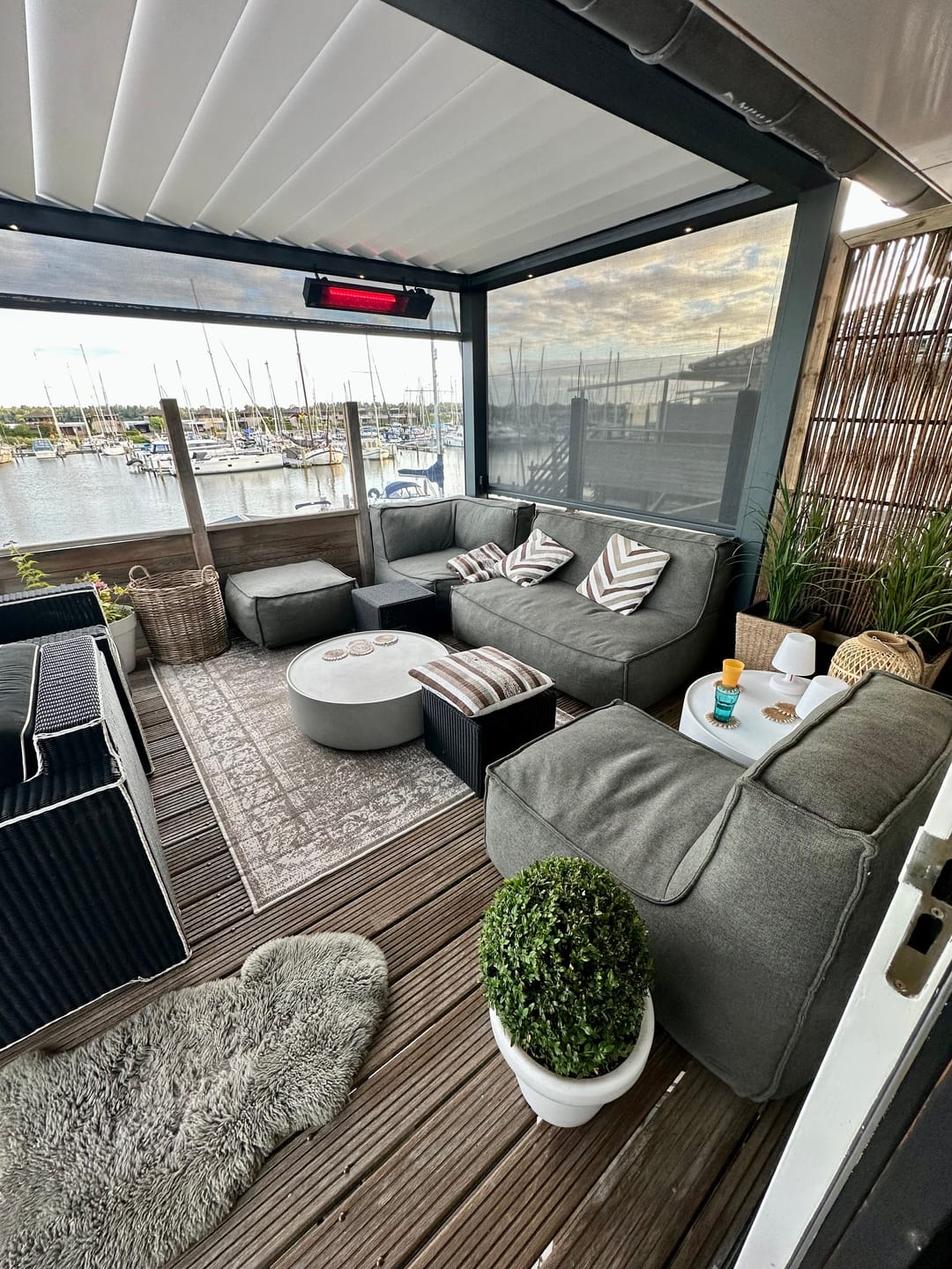 Customer photo review of Base Frame - The Lounge Sofa