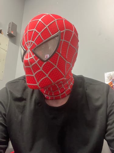 Customer photo review of [NEW] Spidey Gear™ - Tobey Maguire Mask