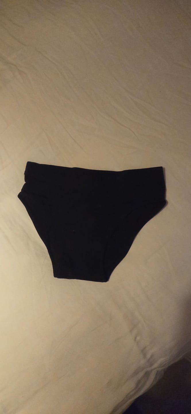 Customer photo review of Culotte Menstruelle Léa