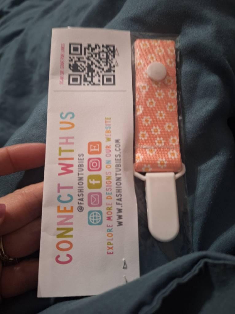 Customer photo review of Retro Faces Clips