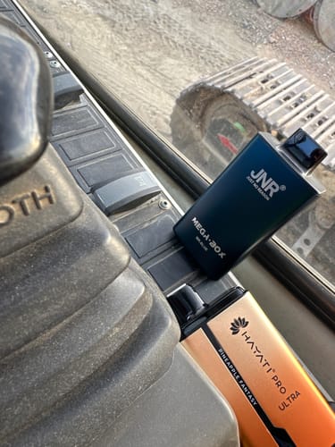 Customer photo review of Fumot - Tornado 25K - Puff Jetable / Vape Disposable 2% Nicotine