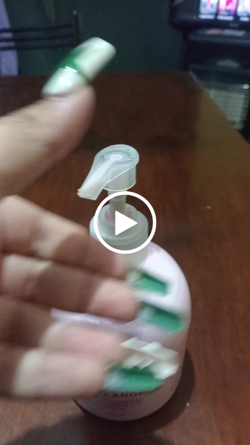Customer video review of Crema de Manos y pies Cotton Candy