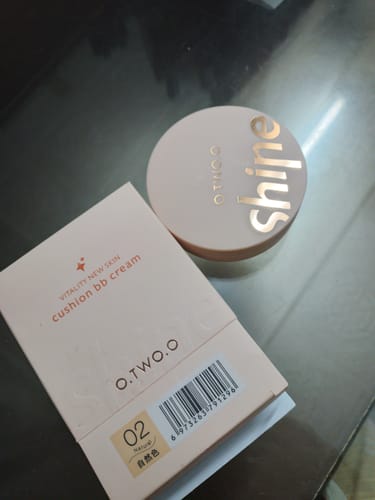 Customer photo review of O.TWO.O VITALITY NEW SKIN CUSHION BB CREAM