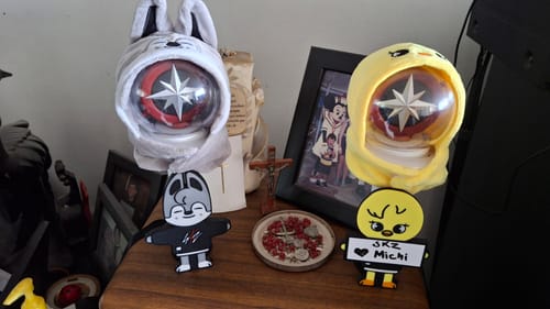 Customer photo review of Skzoo Light Stick Holder (WHITEBOARD VER.) -  BUY 1 Get 1 50%