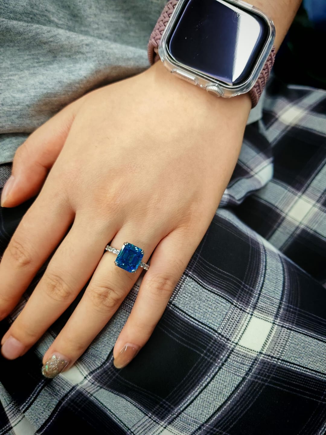 Customer photo review of S925 Honorable 4.5Ct Asscher Cut Engagement Ring Stackable Travel Ring For Women