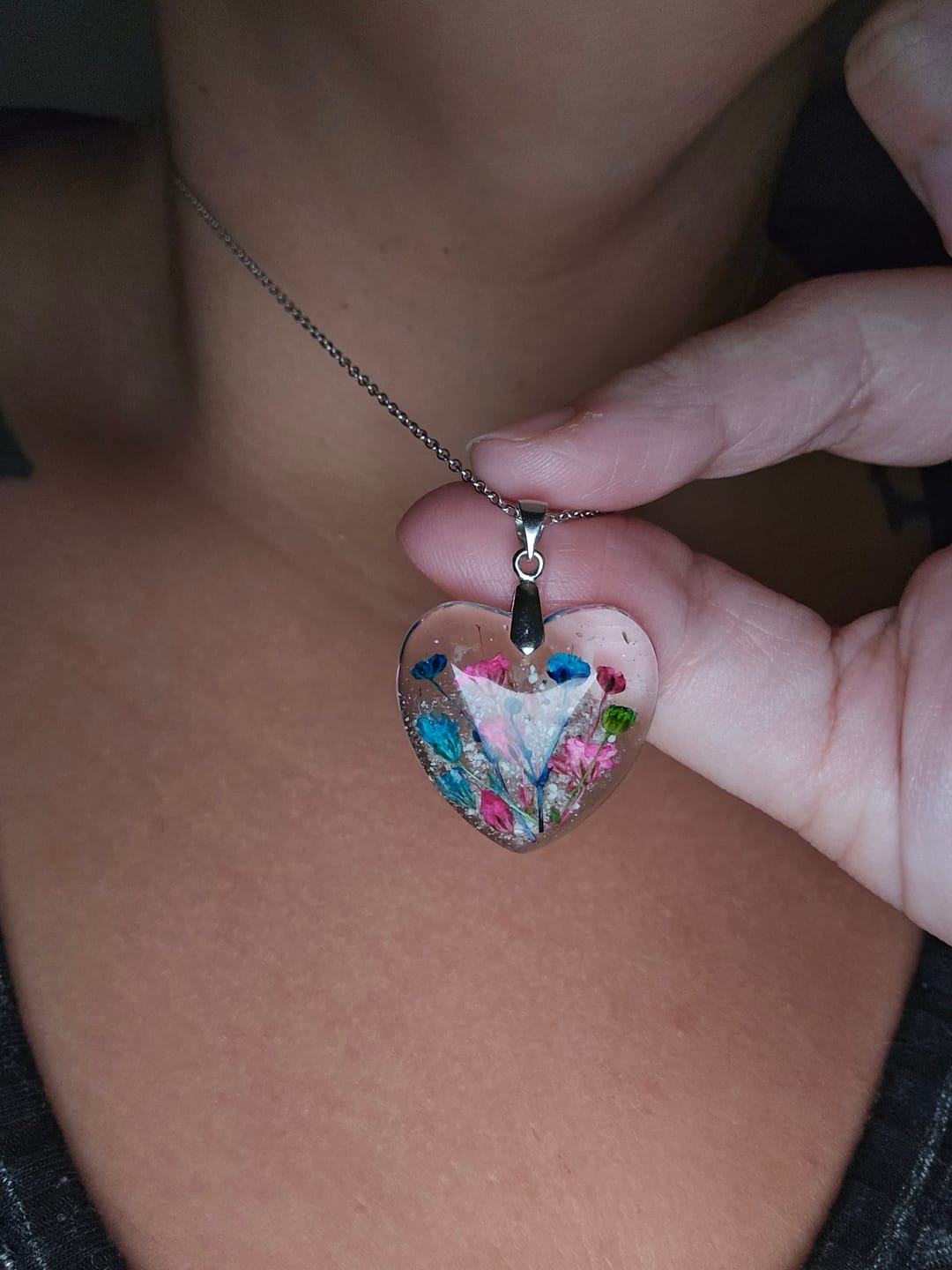 Customer photo review of Flower Heart Necklace with Real Flower and Cremains