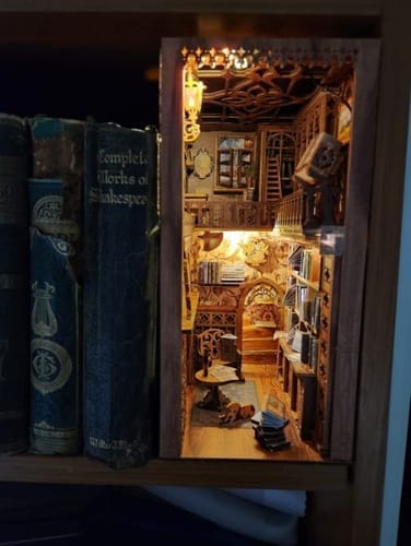 Customer photo review of Eternal Book Store