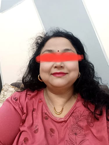 Customer photo review of Golden Boomerang Necklace