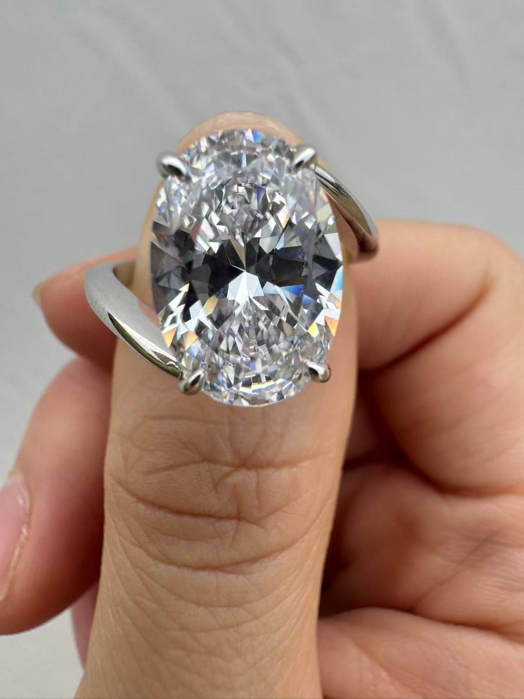 Customer photo review of S925 Moissanite 5.5Ct Oval Cut Unique Engagement Ring Travel Rings In Sterling Silver