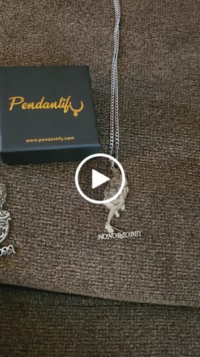 Customer video review of Custom Photo Engraved Pendant Necklace