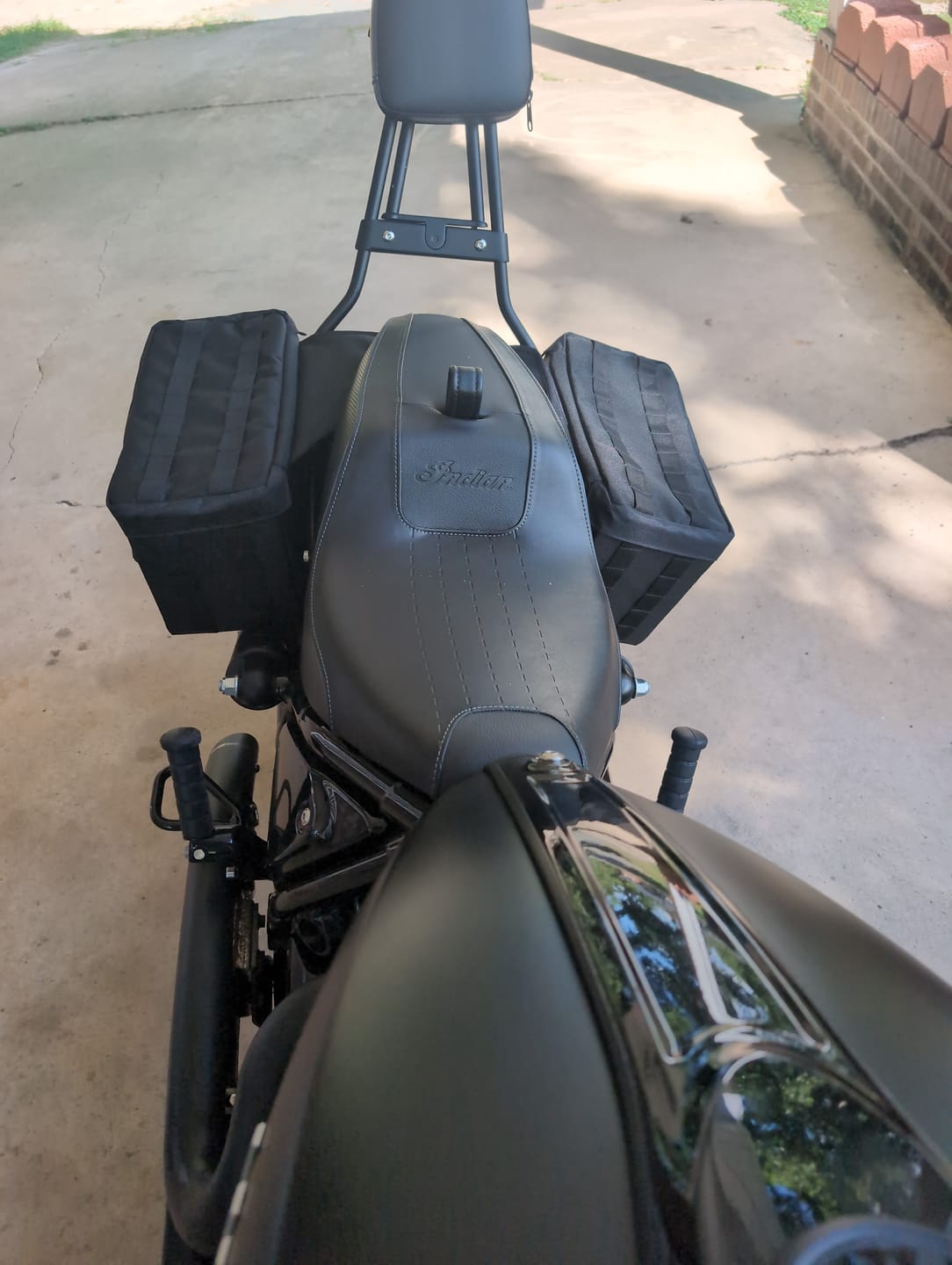 Customer photo review of 18L - Patriot Medium Indian Chief Darkhorse Throw Over Saddlebags